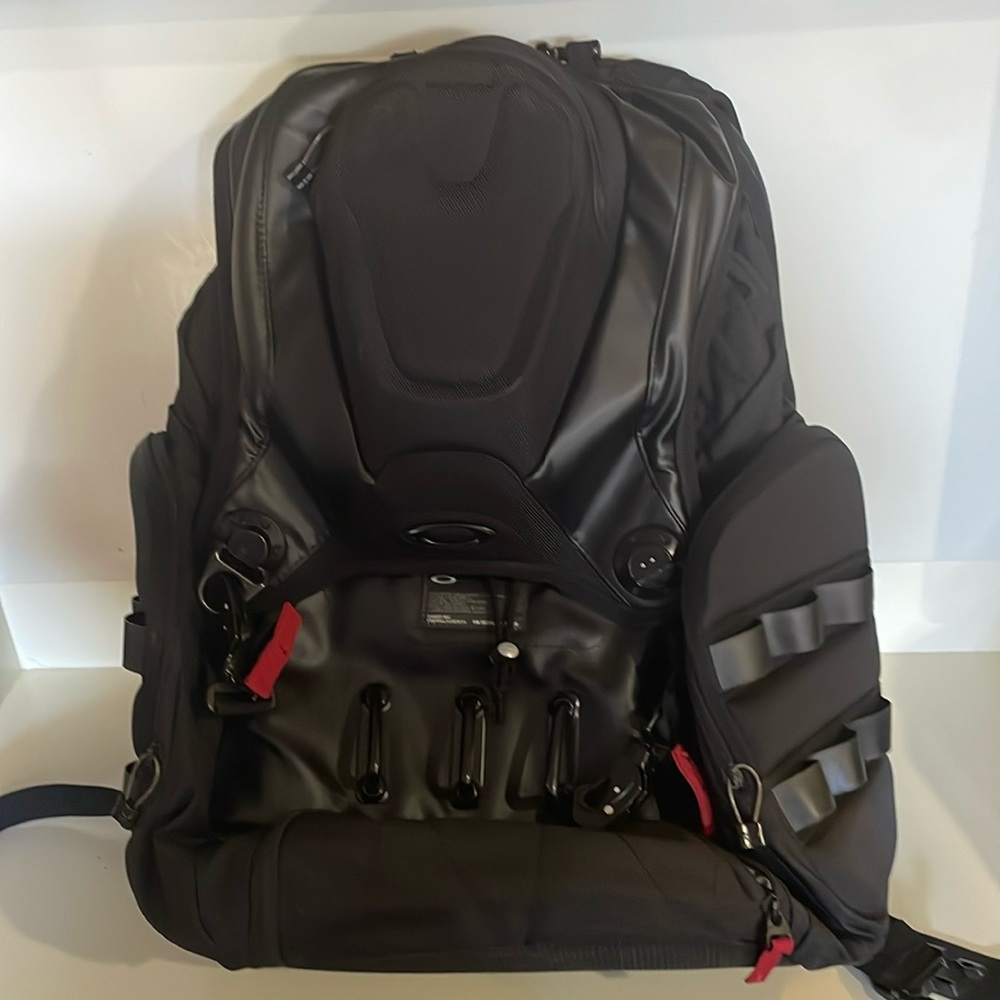 Oakley backpack bathroom sink RC backpack